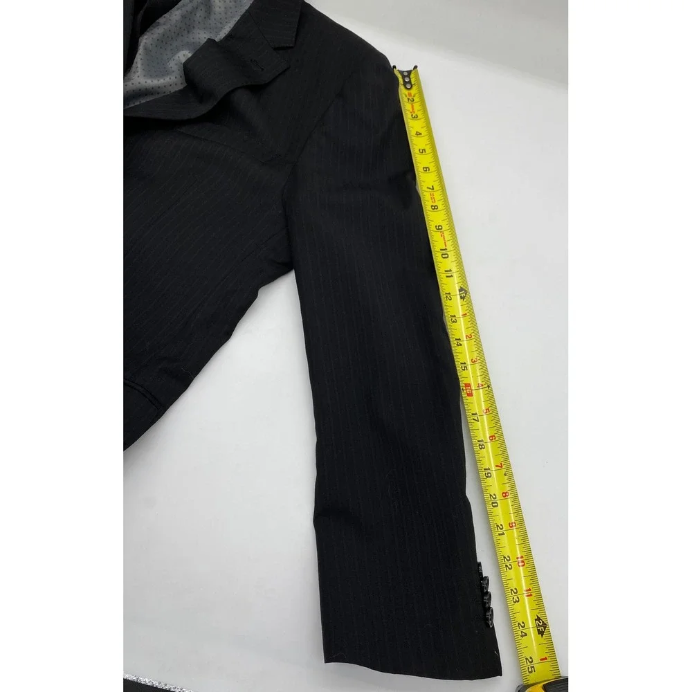 Mantoni Milan Italy Mens Suit 42R 36W Charcoal Grey Pinstripe Super 140s Wool‎
